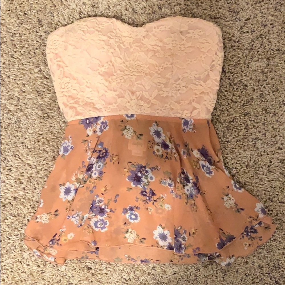 Daytrip Strapless Top